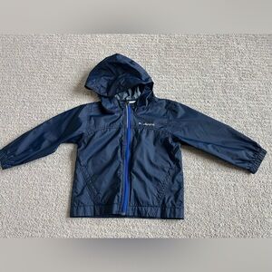 Columbia rain jacket 3t very good used condition